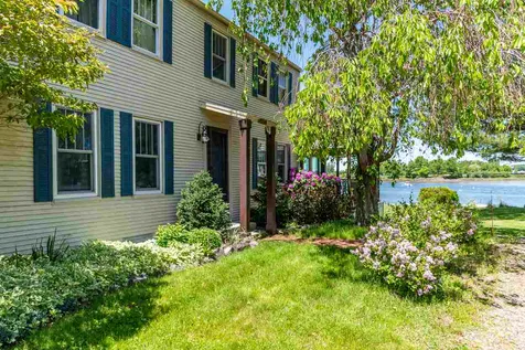 379 New Castle Avenue Portsmouth NH 03801