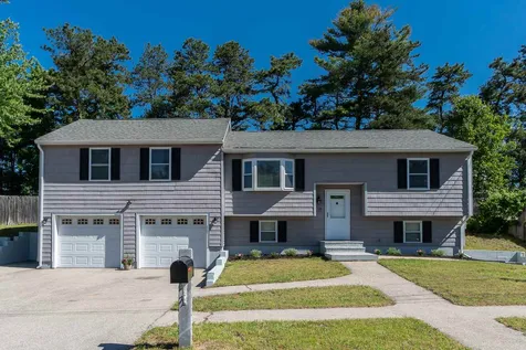 18 Hassel Brook Road Nashua NH 03060