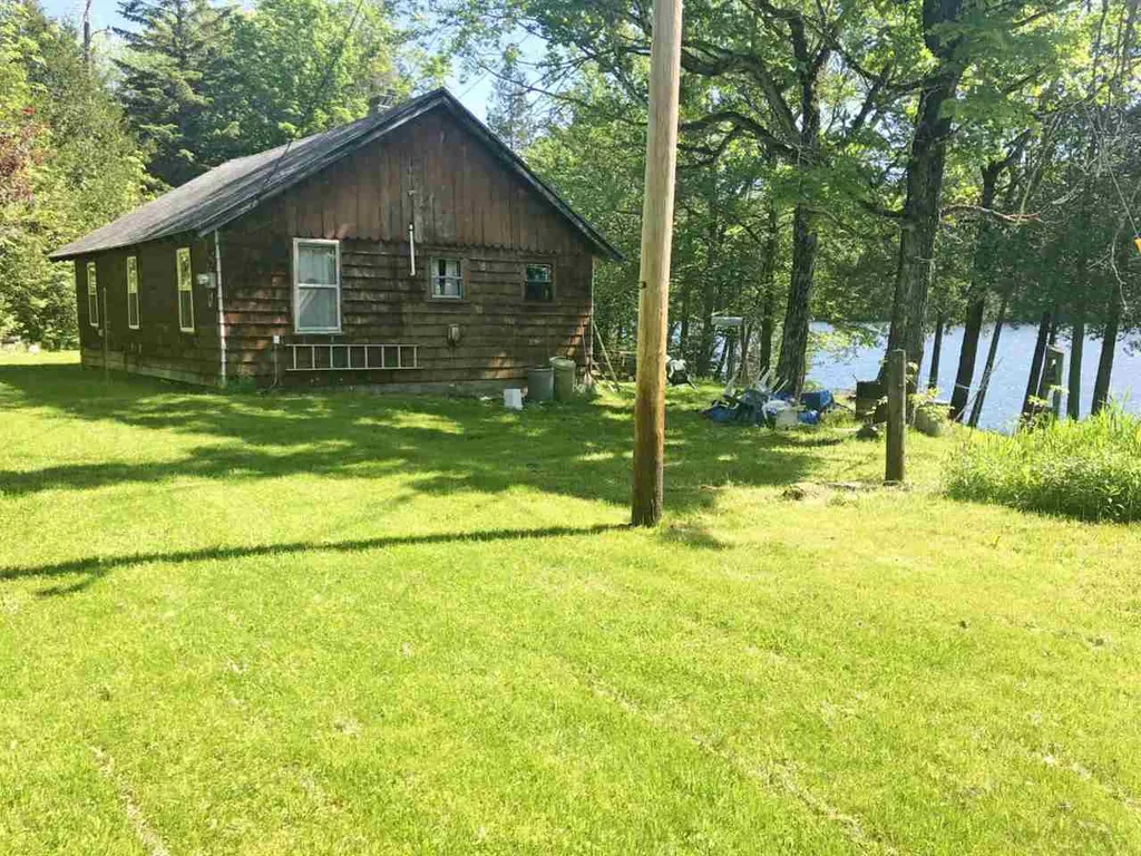 1140 Center Pond Road Newark VT 05871