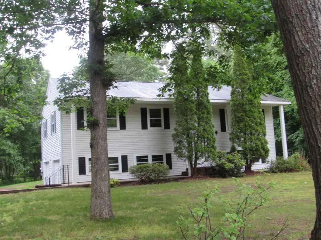 334 Island Pond Road Derry NH 03038