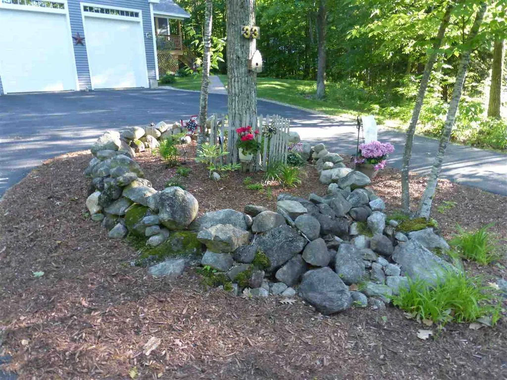 33 Juliet Lane Alton NH 03809