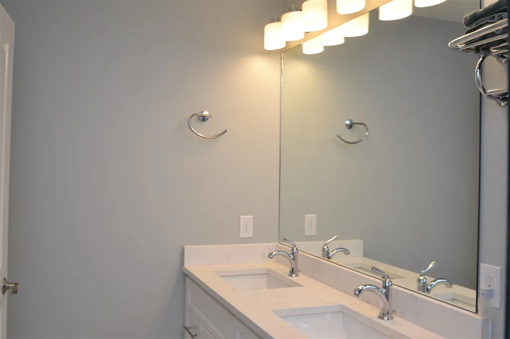 61 Acadia Lane Exeter NH 03833