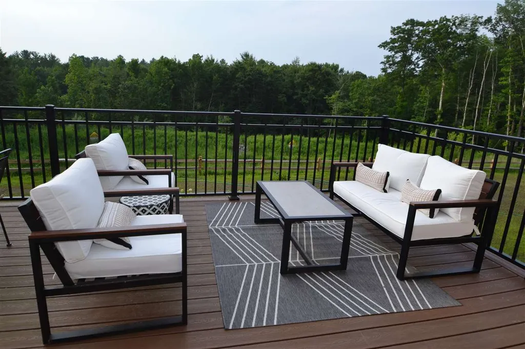 61 Acadia Lane Exeter NH 03833