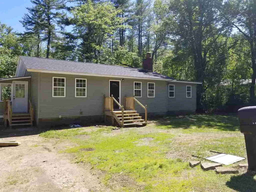 322 Queen Street Boscawen NH 03303