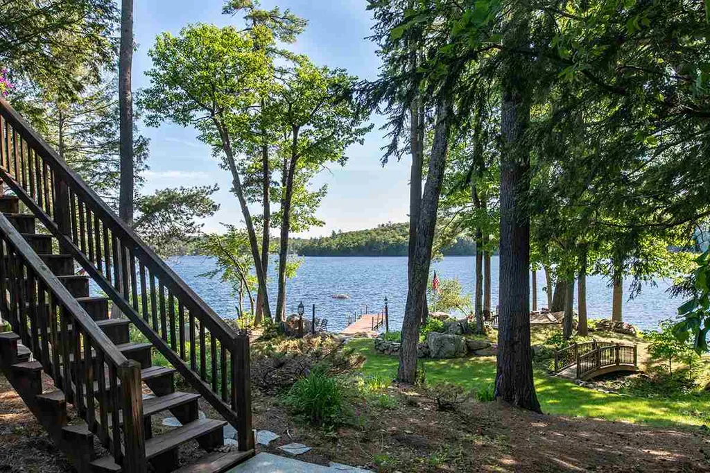 24 Harris Road Meredith NH 03253-6920
