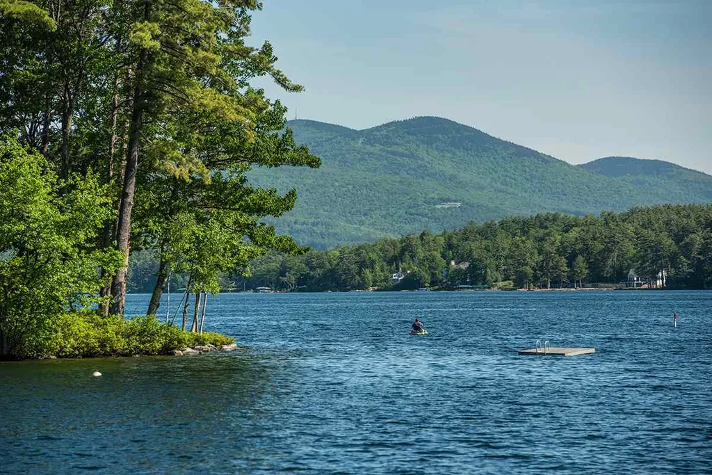 24 Harris Road Meredith NH 03253-6920