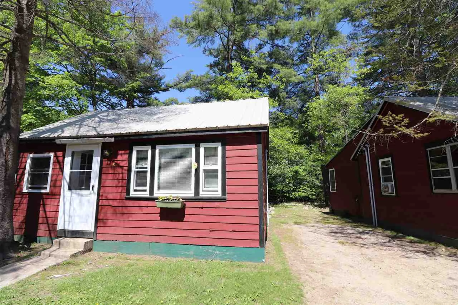36 Main Street Woodstock NH 03262