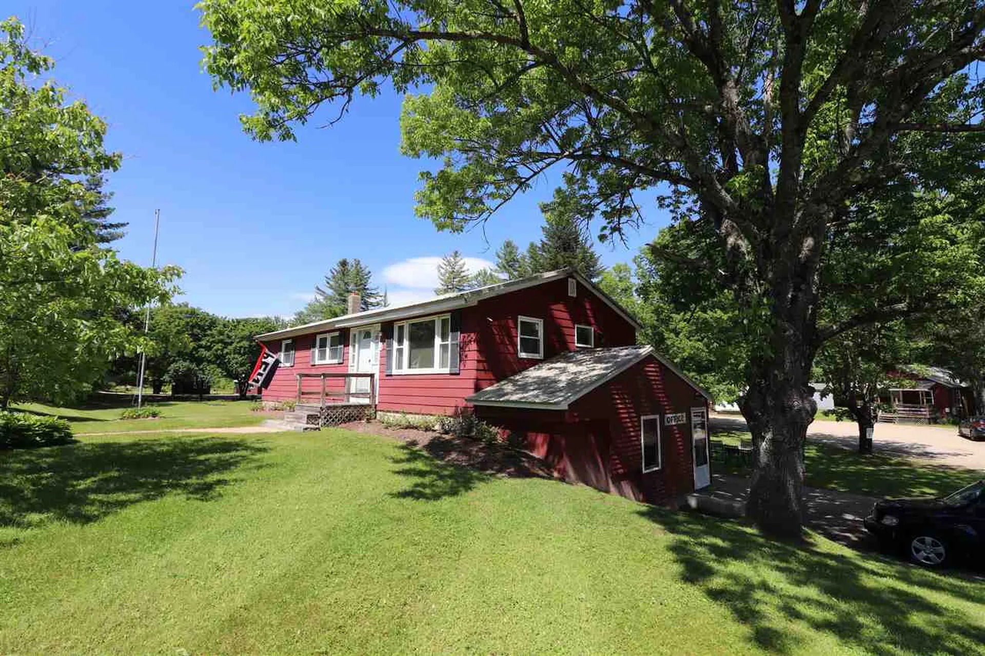 36 Main Street Woodstock NH 03262
