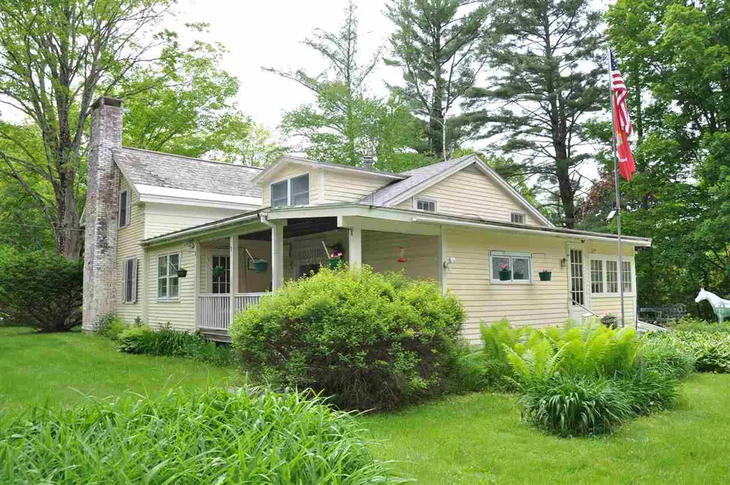 123 Borough Road Sunderland VT 05250