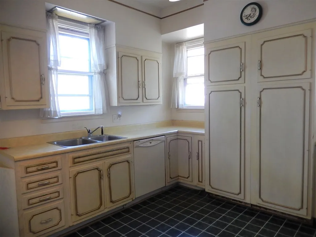 60 Adams Street Burlington VT 05401