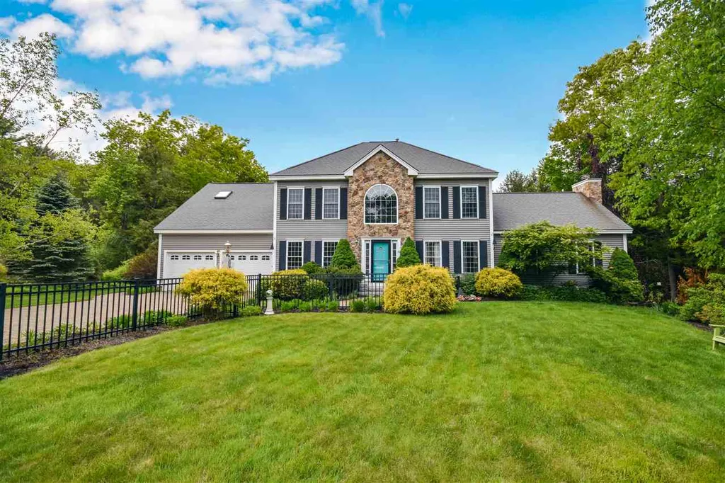 62 Quaker Lane Dover NH 03820