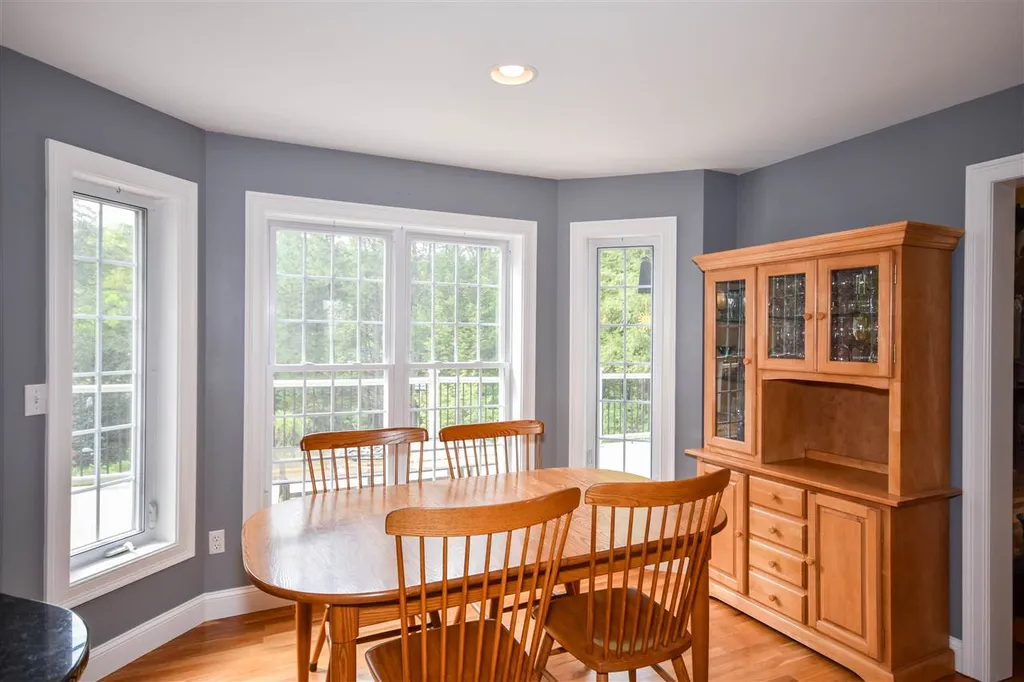 62 Quaker Lane Dover NH 03820