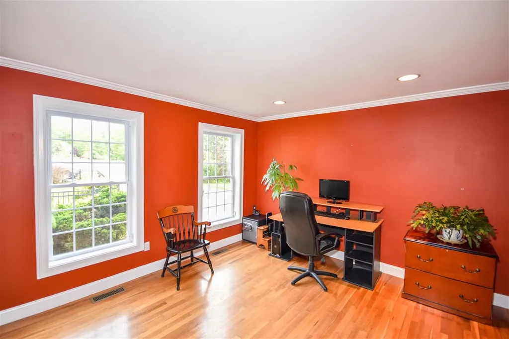 62 Quaker Lane Dover NH 03820