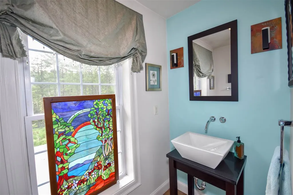62 Quaker Lane Dover NH 03820