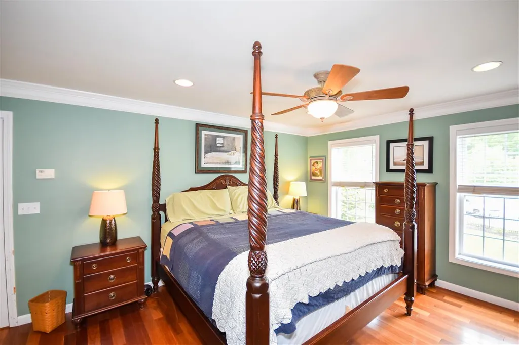 62 Quaker Lane Dover NH 03820