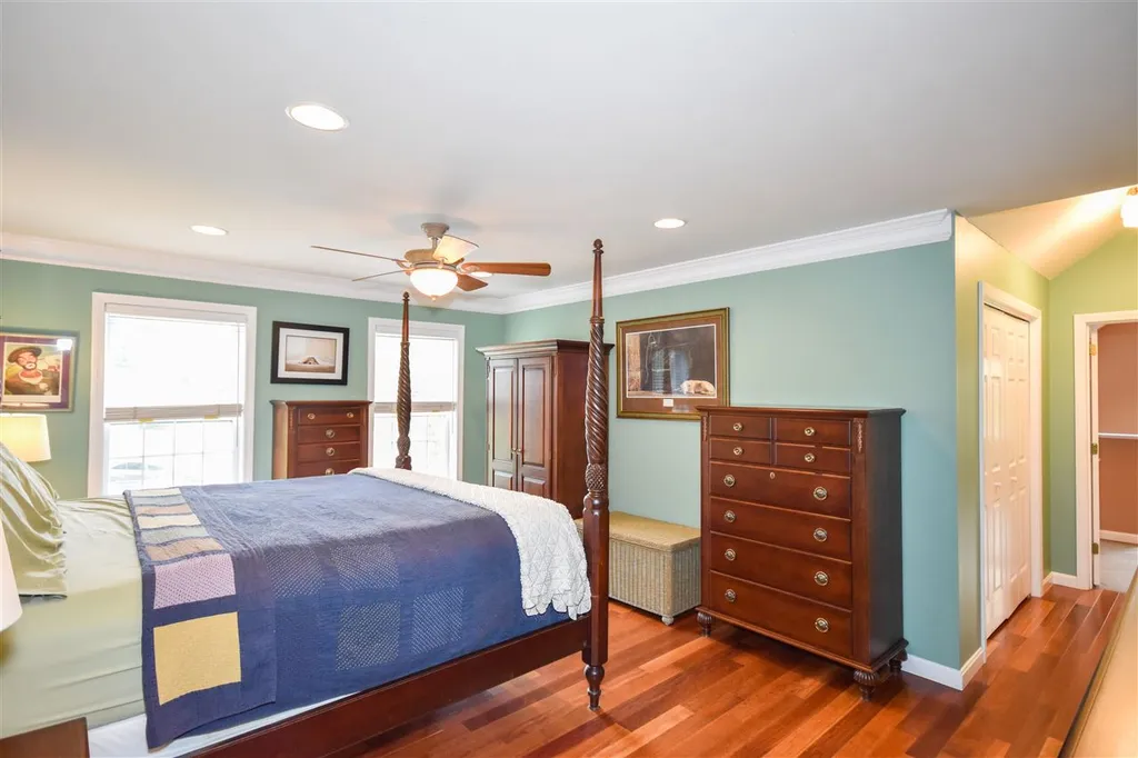 62 Quaker Lane Dover NH 03820