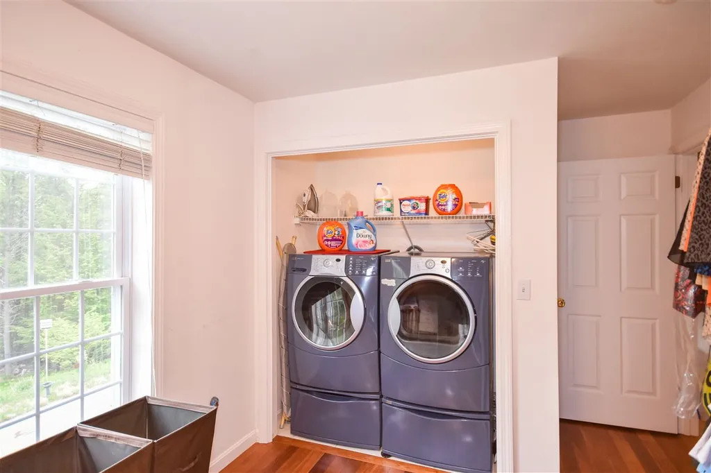 62 Quaker Lane Dover NH 03820