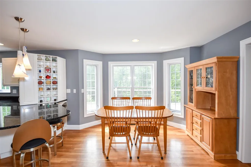 62 Quaker Lane Dover NH 03820