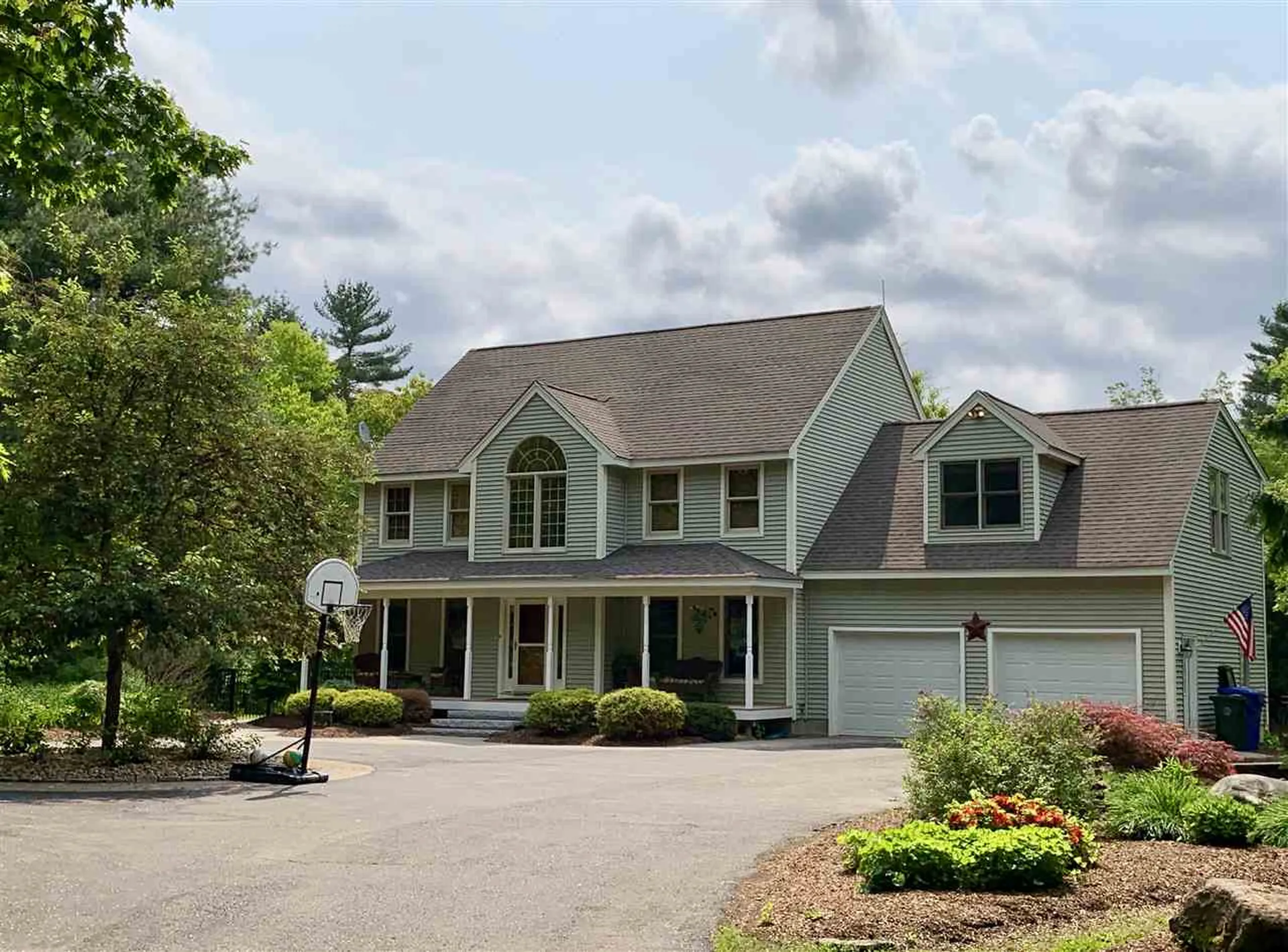 19 Bockes Road Londonderry NH 03053
