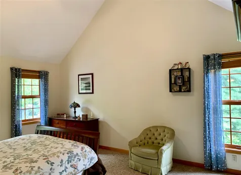 19 Bockes Road Londonderry NH 03053