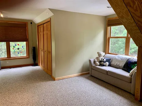 19 Bockes Road Londonderry NH 03053