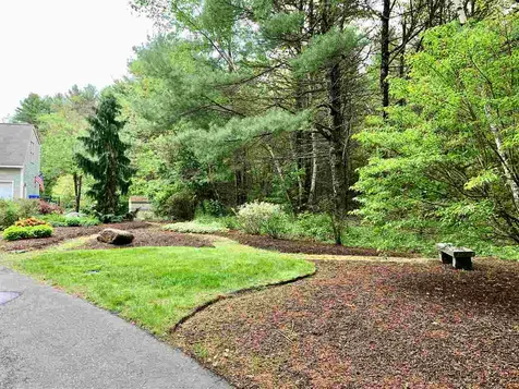 19 Bockes Road Londonderry NH 03053
