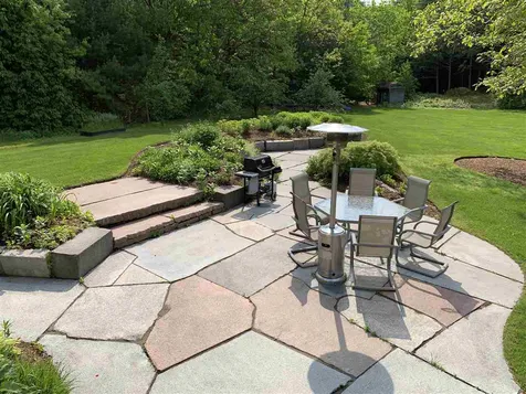 19 Bockes Road Londonderry NH 03053