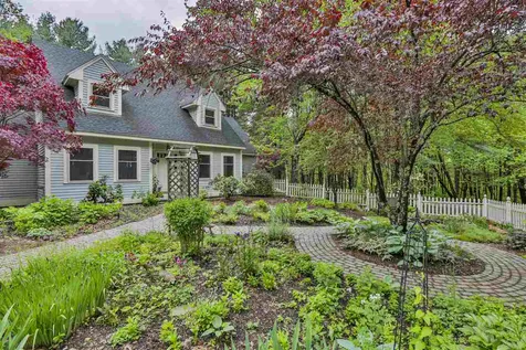 132 Broad Street Hollis NH 03049