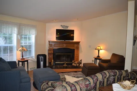 33 Ivy Lane Farmington NH 03835