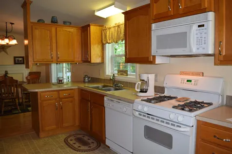 33 Ivy Lane Farmington NH 03835