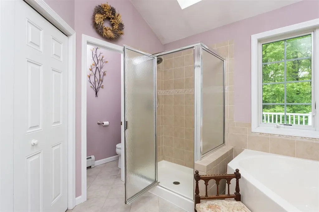 600 Scruton Pond Road Barrington NH 03825