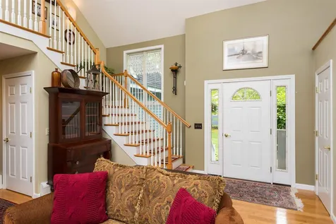 600 Scruton Pond Road Barrington NH 03825