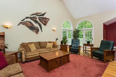 600 Scruton Pond Road Barrington NH 03825