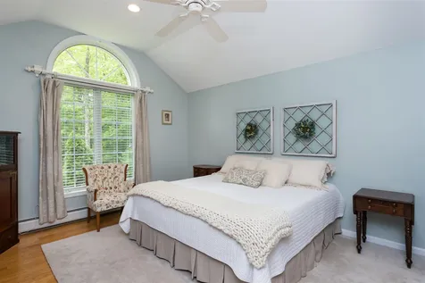 600 Scruton Pond Road Barrington NH 03825