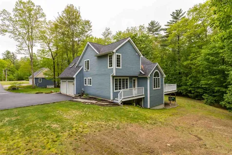 600 Scruton Pond Road Barrington NH 03825