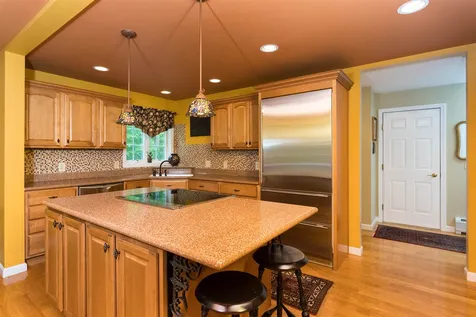 600 Scruton Pond Road Barrington NH 03825