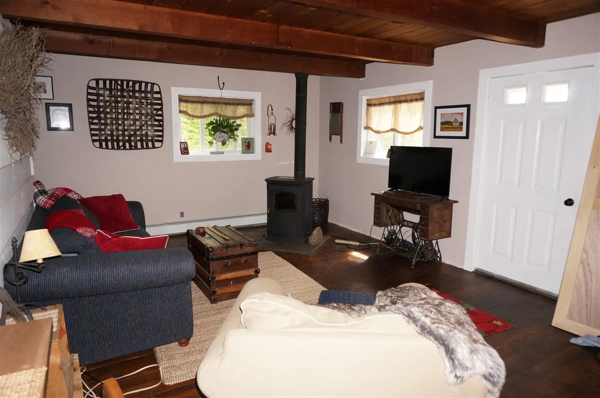 47 Ravenhead Lane Hillsborough NH 03244