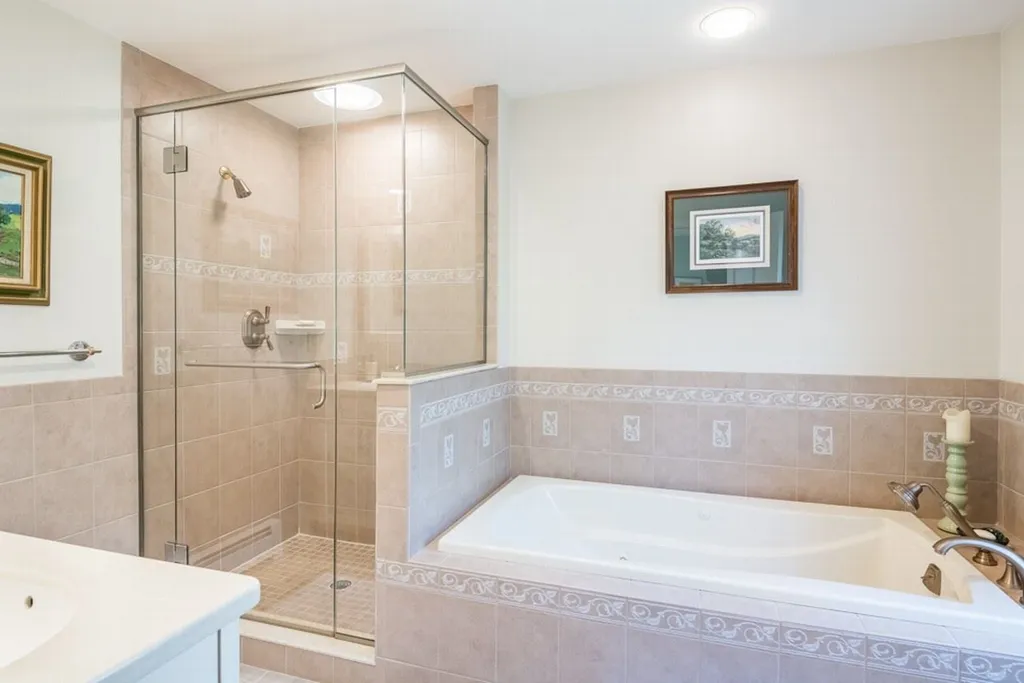328 Redding Lane Moultonborough NH 03254