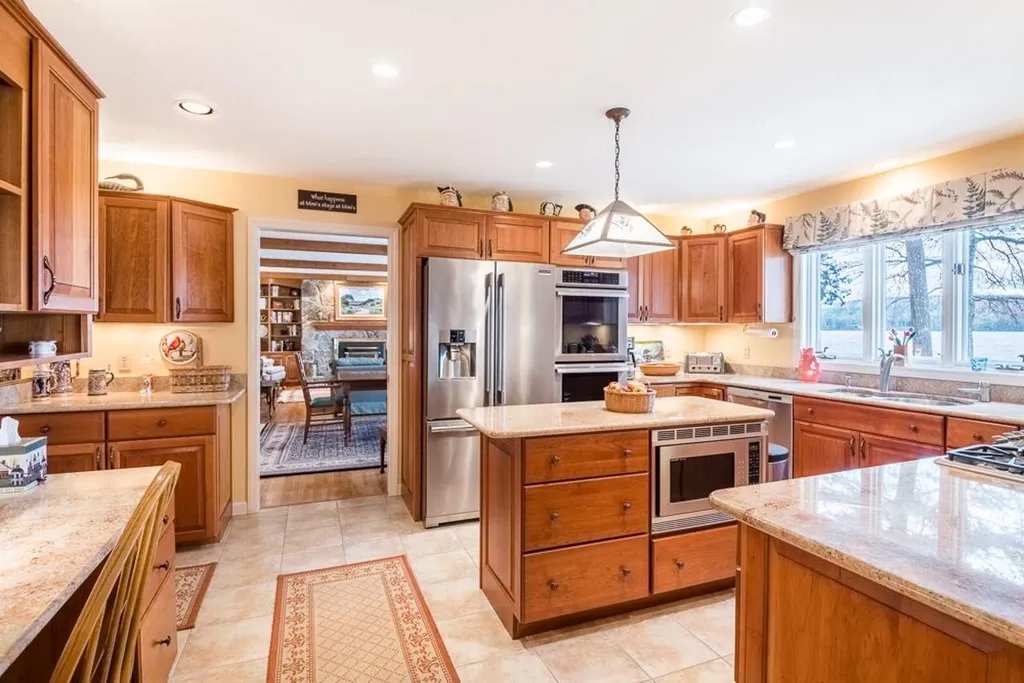 328 Redding Lane Moultonborough NH 03254