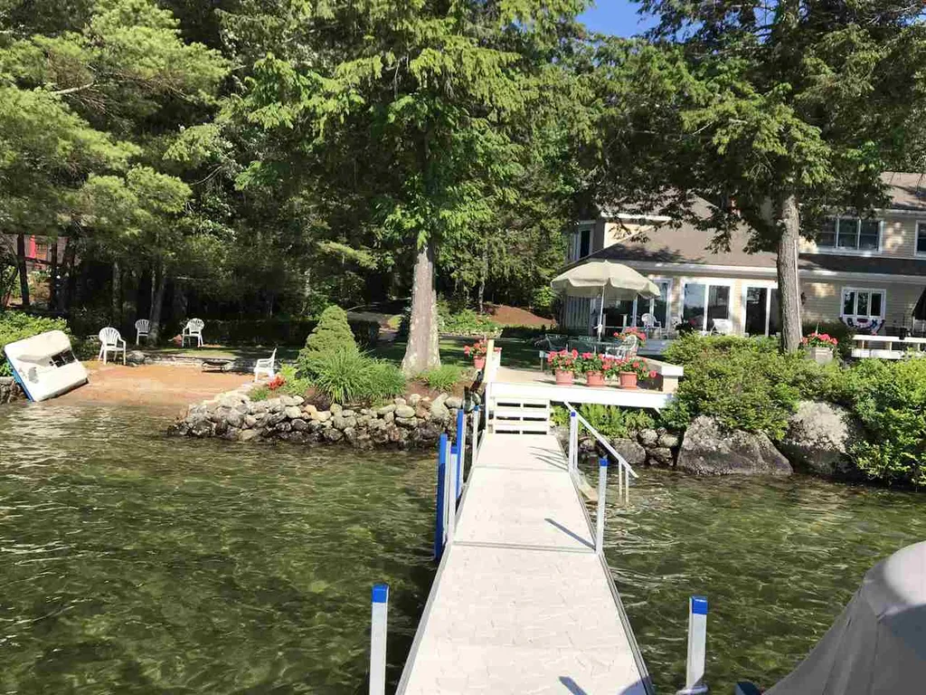 328 Redding Lane Moultonborough NH 03254