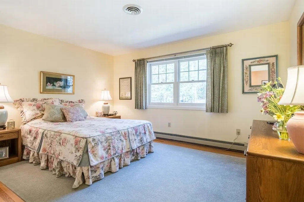 328 Redding Lane Moultonborough NH 03254