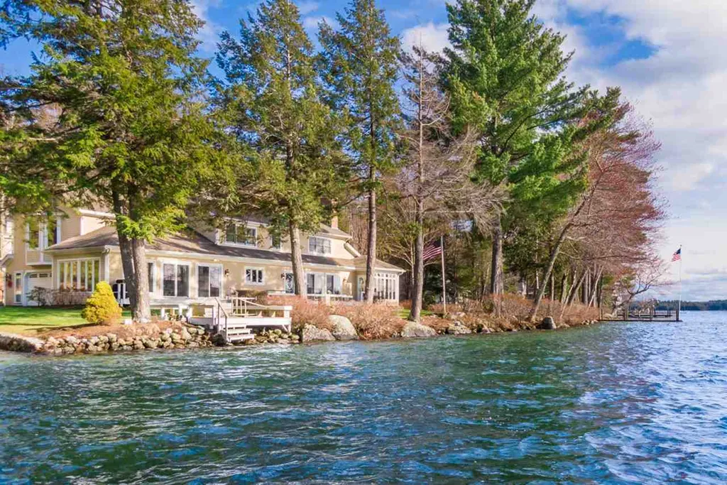 328 Redding Lane Moultonborough NH 03254