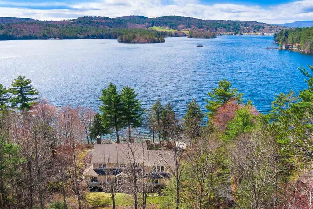 328 Redding Lane Moultonborough NH 03254