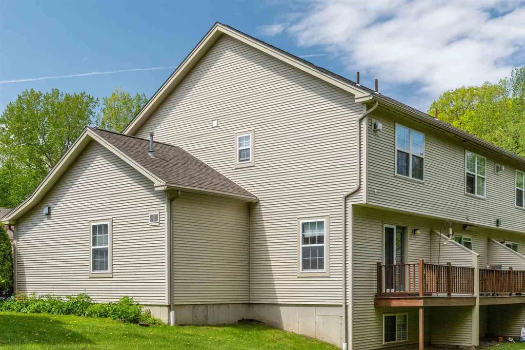 212 Cedar Lane Williston VT 05495