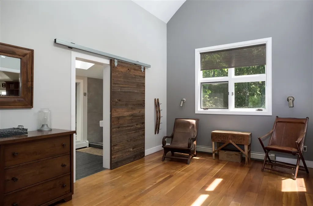 56 Crescent Terrace Burlington VT 05401