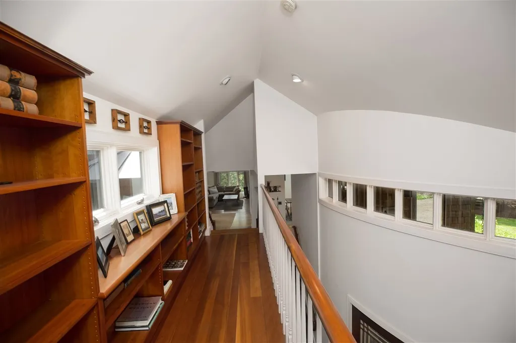 56 Crescent Terrace Burlington VT 05401