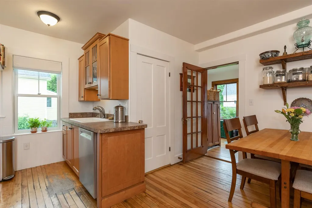 161 Thornton Street Portsmouth NH 03801