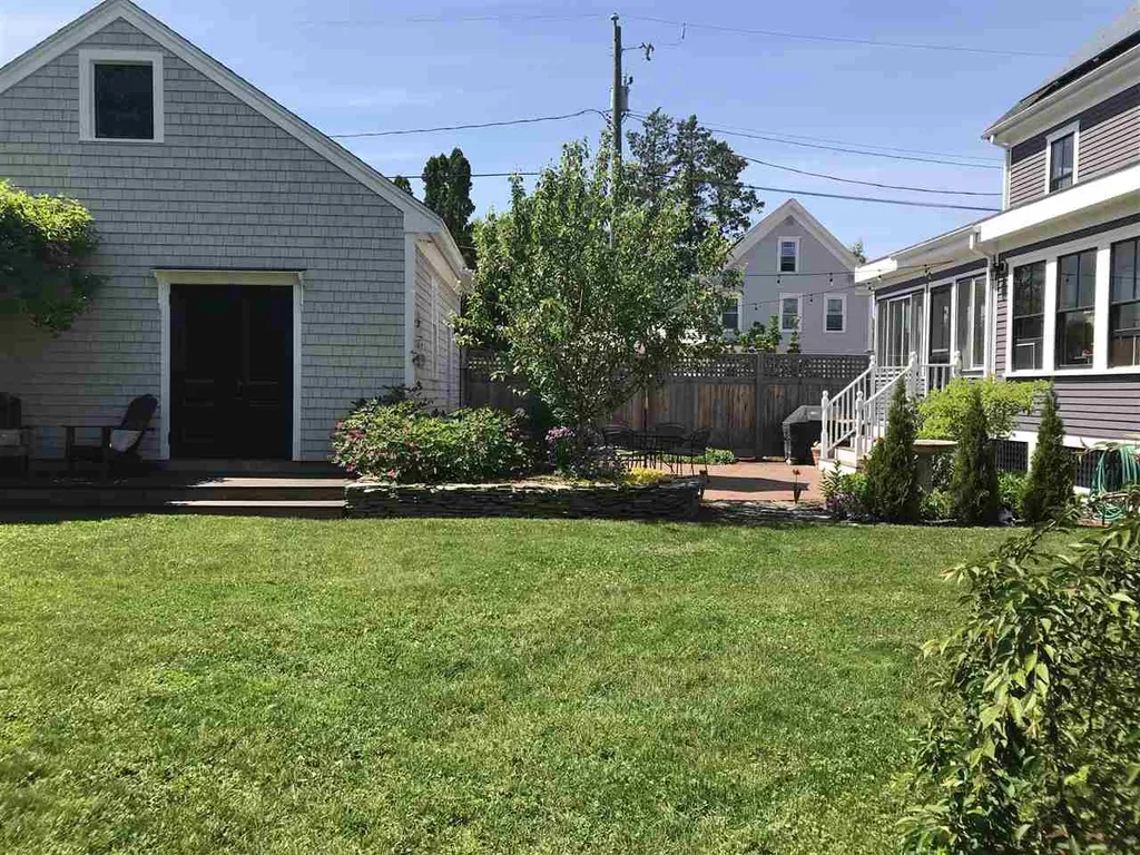 161 Thornton Street Portsmouth NH 03801