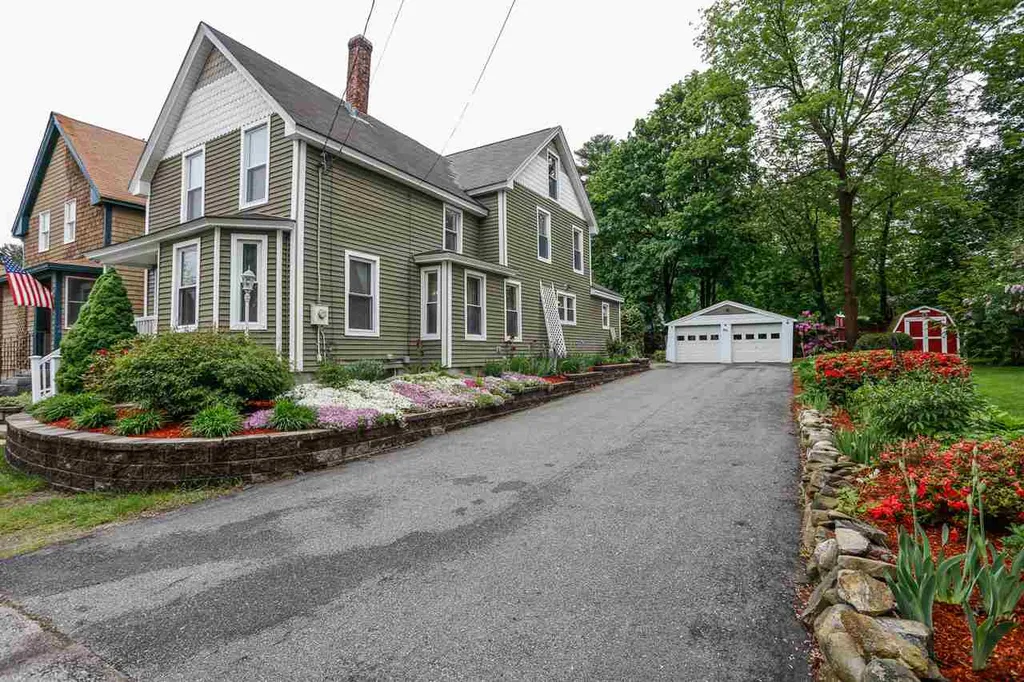 101 Woodland Avenue Manchester NH 03109