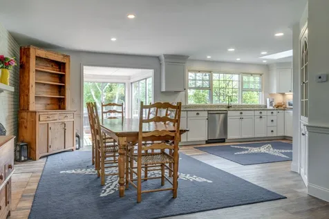 183 Derry Road Chester NH 03036